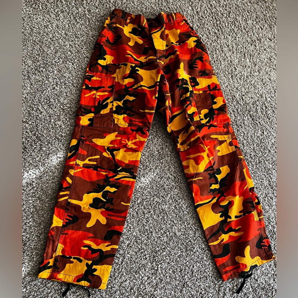Camo Cargo Pants - Orange